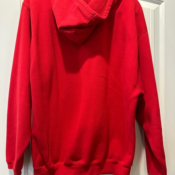 OHIO STATE VARSITY ATHLETIC MEN’S EMBROIDERED HOODIE.  SIZE MEDIUM - Picture 4 of 4